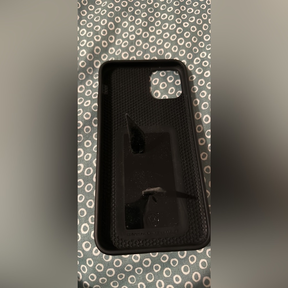 Loopy Case - Picture 2 of 3